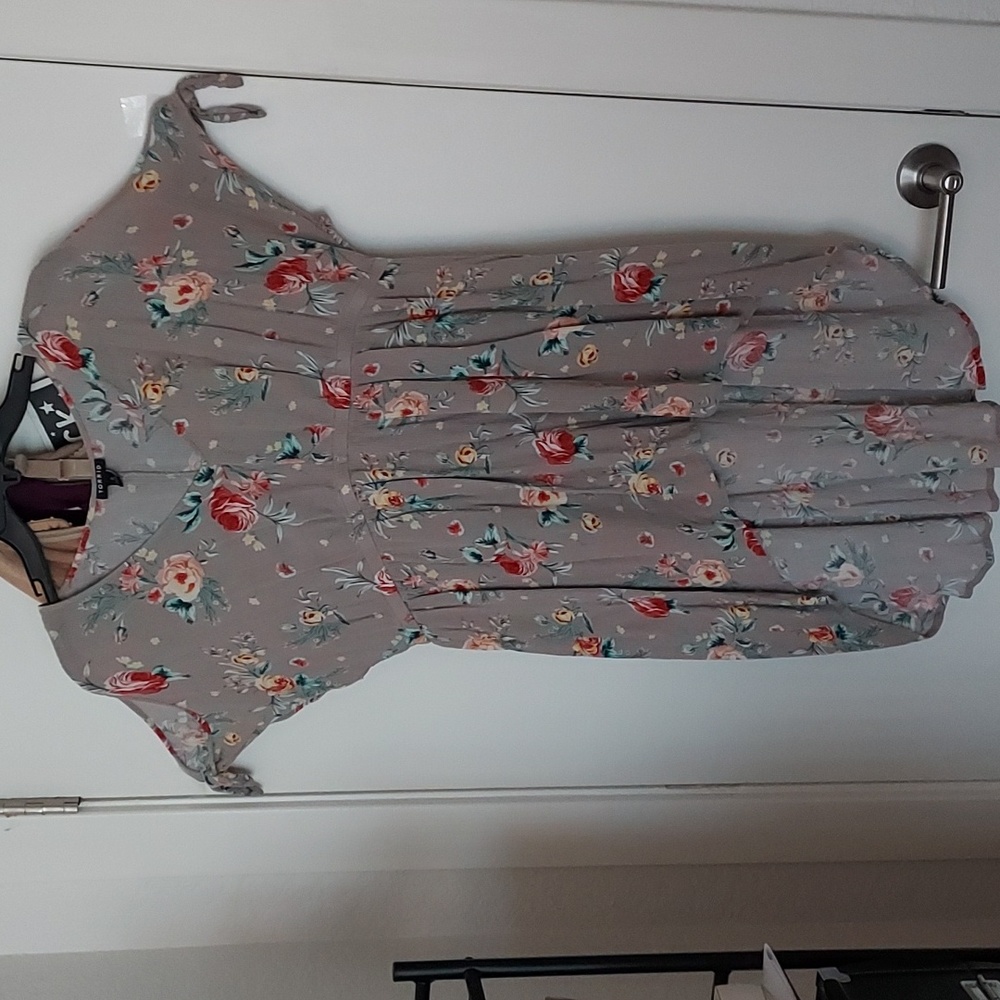 Torrid Open Shoulder Floral Tunic